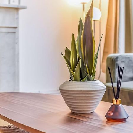 Knightsbridge Stylish Two Bedroom Apartment London Exteriör bild